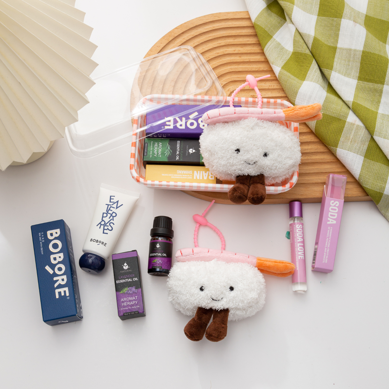 🎄 Christmas Plushie Bento Set – Limited Holiday Edition 🎁 Lotion | Essential Oil | Aroma Roller