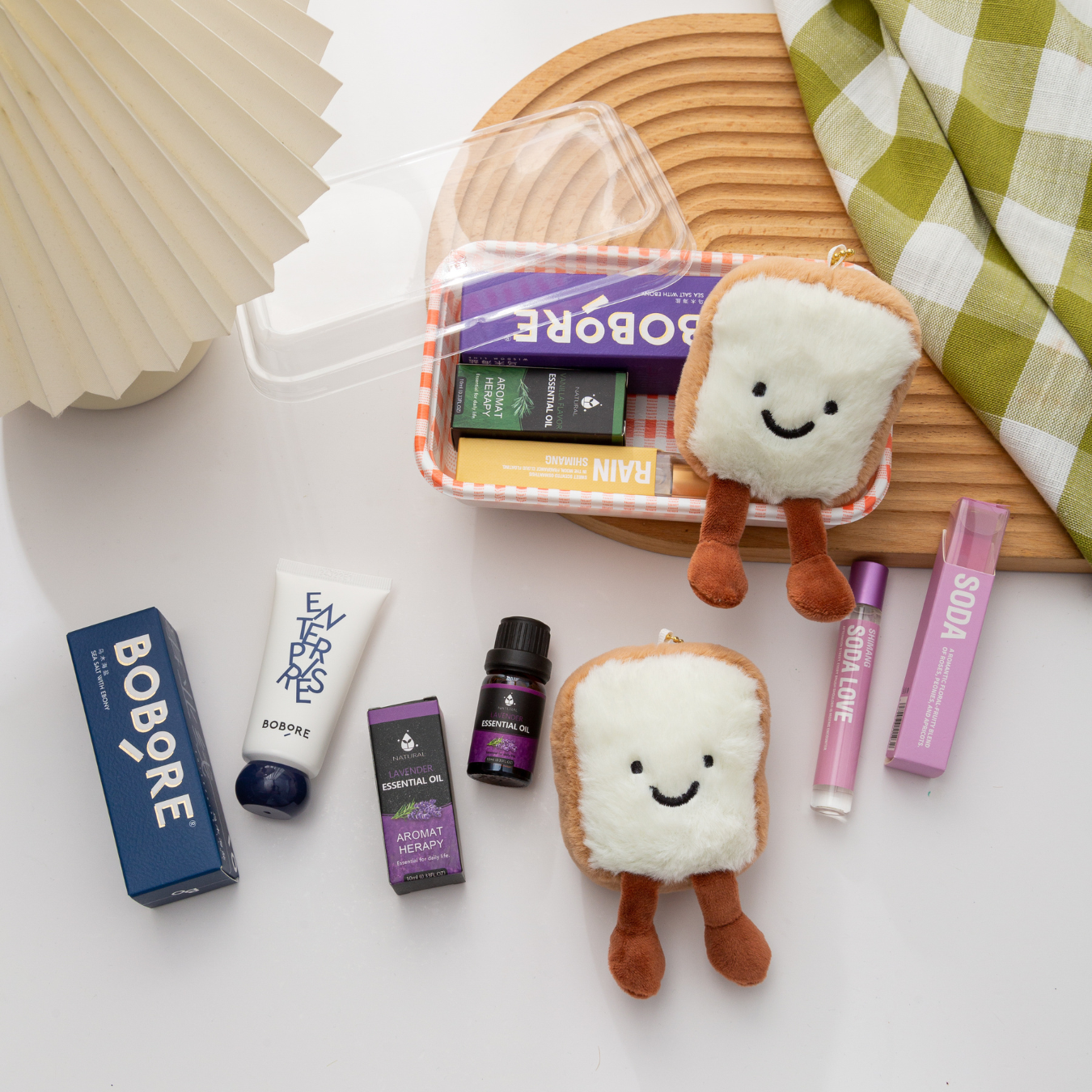 🎄 Christmas Plushie Bento Set – Limited Holiday Edition 🎁 Lotion | Essential Oil | Aroma Roller